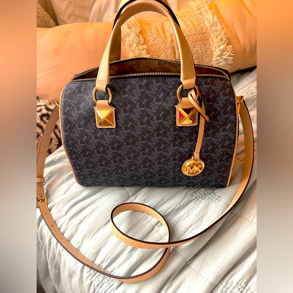 Michael Kors Logo Grayson Duffle Satchel - LIKE BRAND NEW